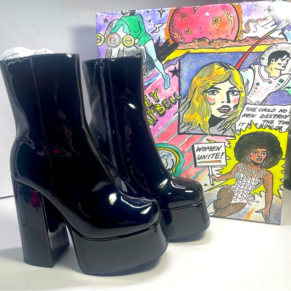 BNIB JEFFREY CAMPBELL WIDOW PATENT LEATHER PLATFORMS 6M